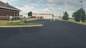 Best Gravel Driveway Installation  in Giddings, TX